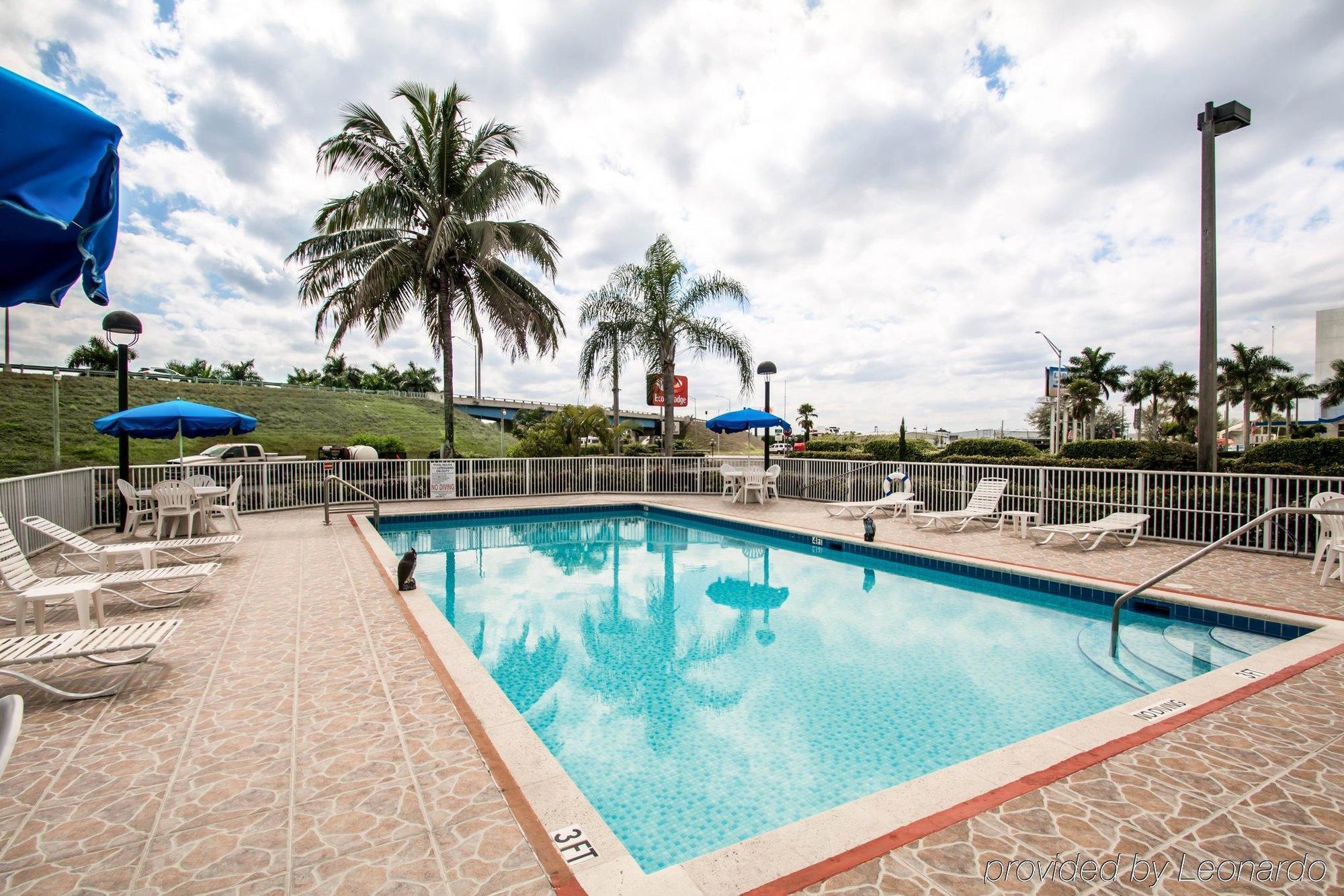 Belmont Inn & Suites Florida City Exteriér fotografie