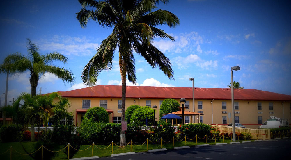 Belmont Inn & Suites Florida City Exteriér fotografie