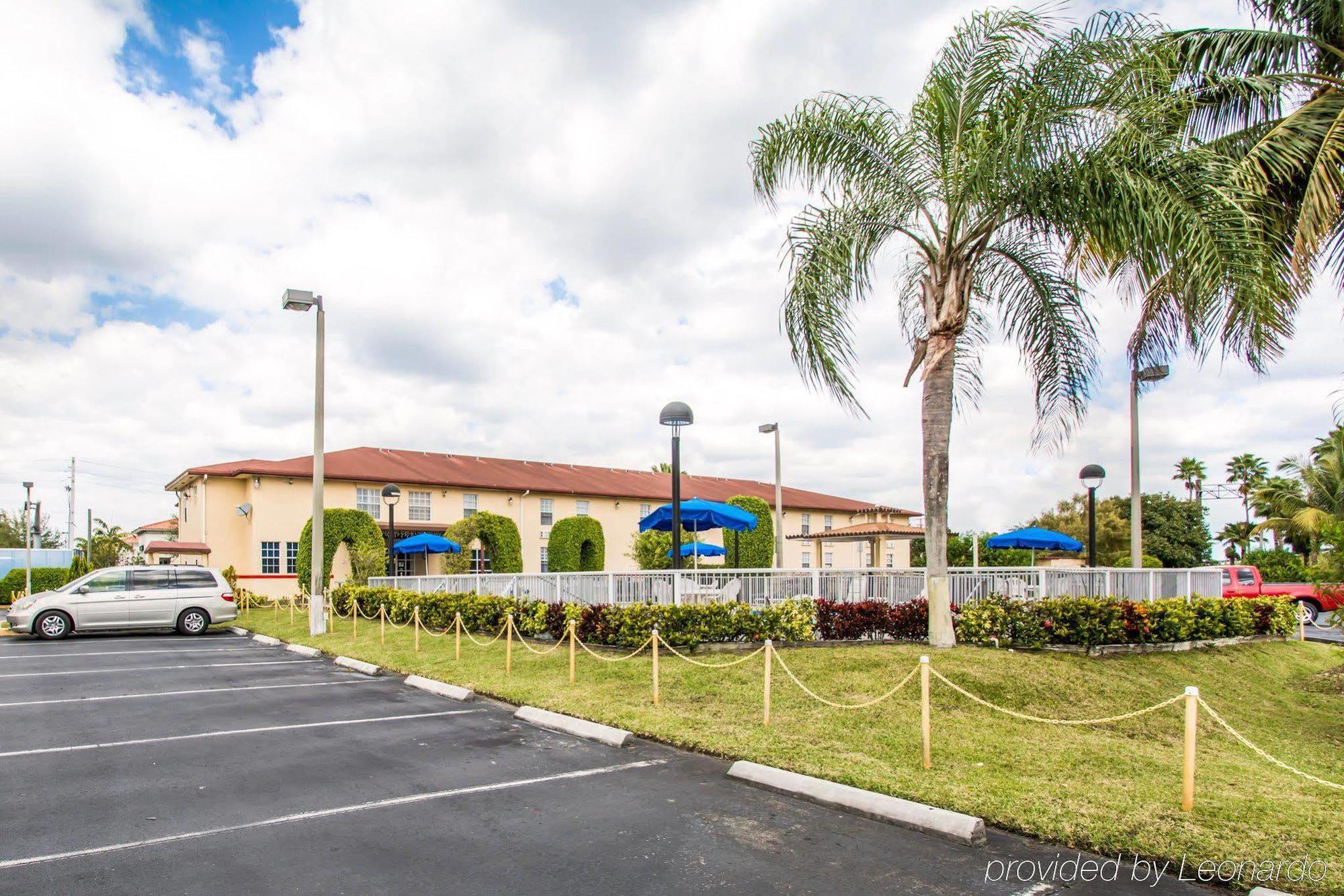 Belmont Inn & Suites Florida City Exteriér fotografie