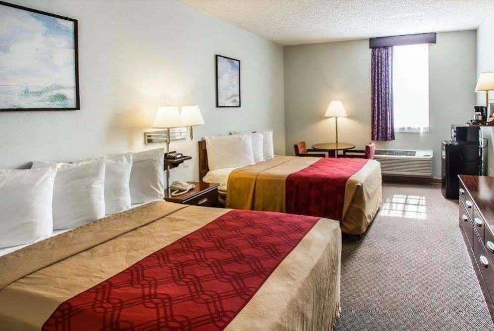 Belmont Inn & Suites Florida City Exteriér fotografie